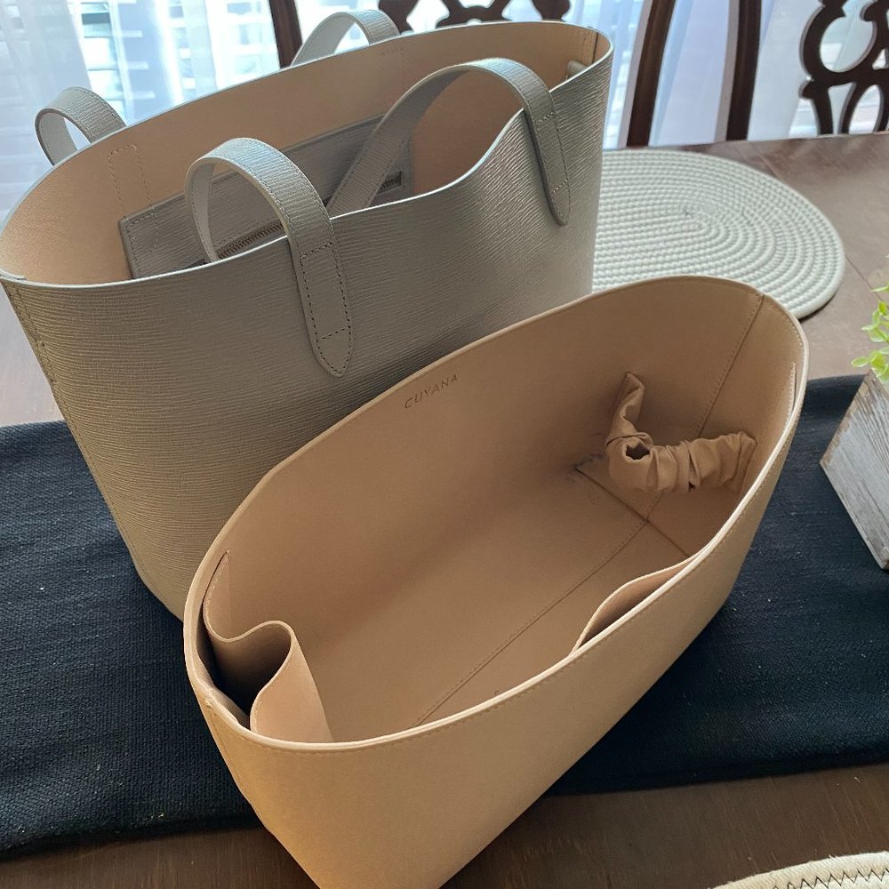 Cuyana Gray Tote with Cuyana Insert